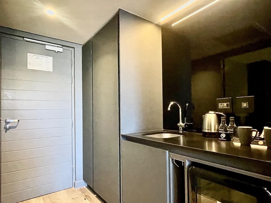 1 Bedroom Property for Sale in Cape Town City Centre Western Cape